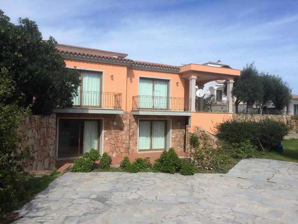 La Conchiglia Villa ออลเบีย ภายนอก รูปภาพ